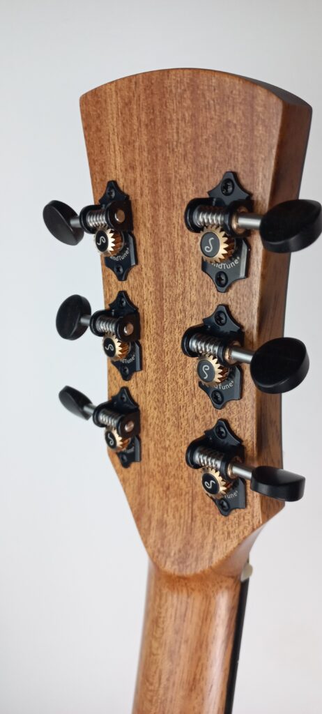 Acustica 633 Austria ZWEI(26)